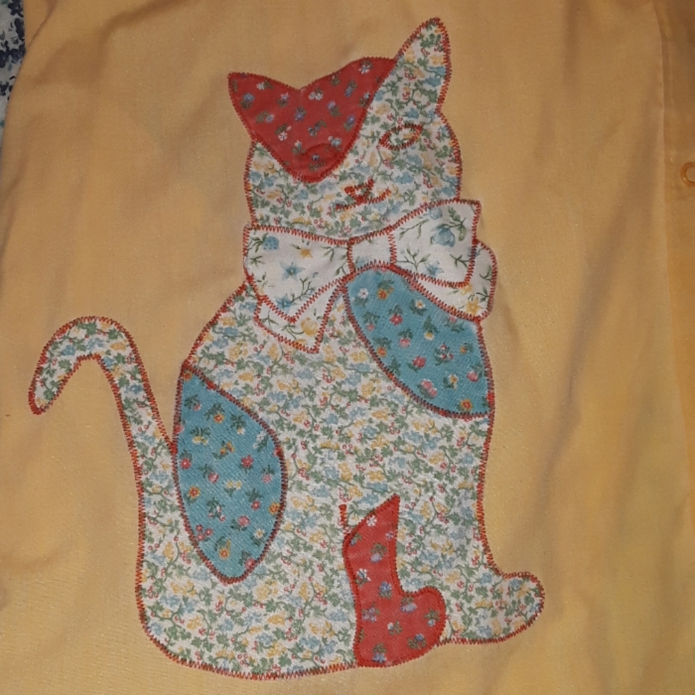 Vintage Kitchy Duster Housedress Yellow Calico Cat - image 1